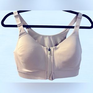 NWOT Old Navy Sports Bra